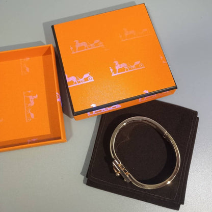 [Everoly JW]H CLOUD BLUE BRACELET