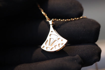 [OLIVIA]DREAM NECKLACE WHITE MOP PINK GOLD 1 DIAMOND
