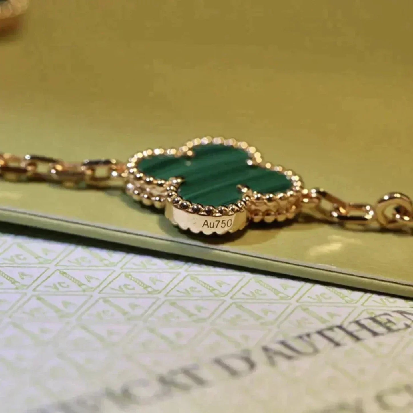 [Everoly JW]  CLOVER 5 MOTIF MALACHITE BRACELET COLLECTION