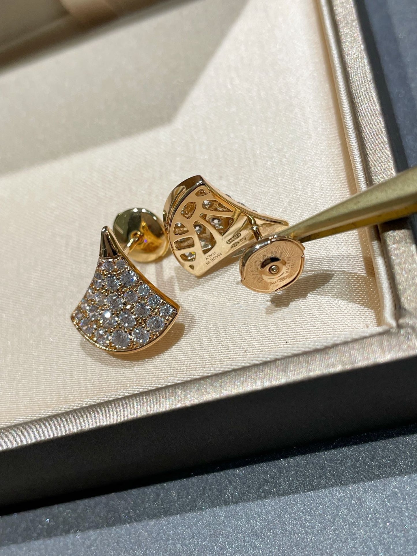 [OLIVIA]DREAM STUD EARRINGS DIAMOND