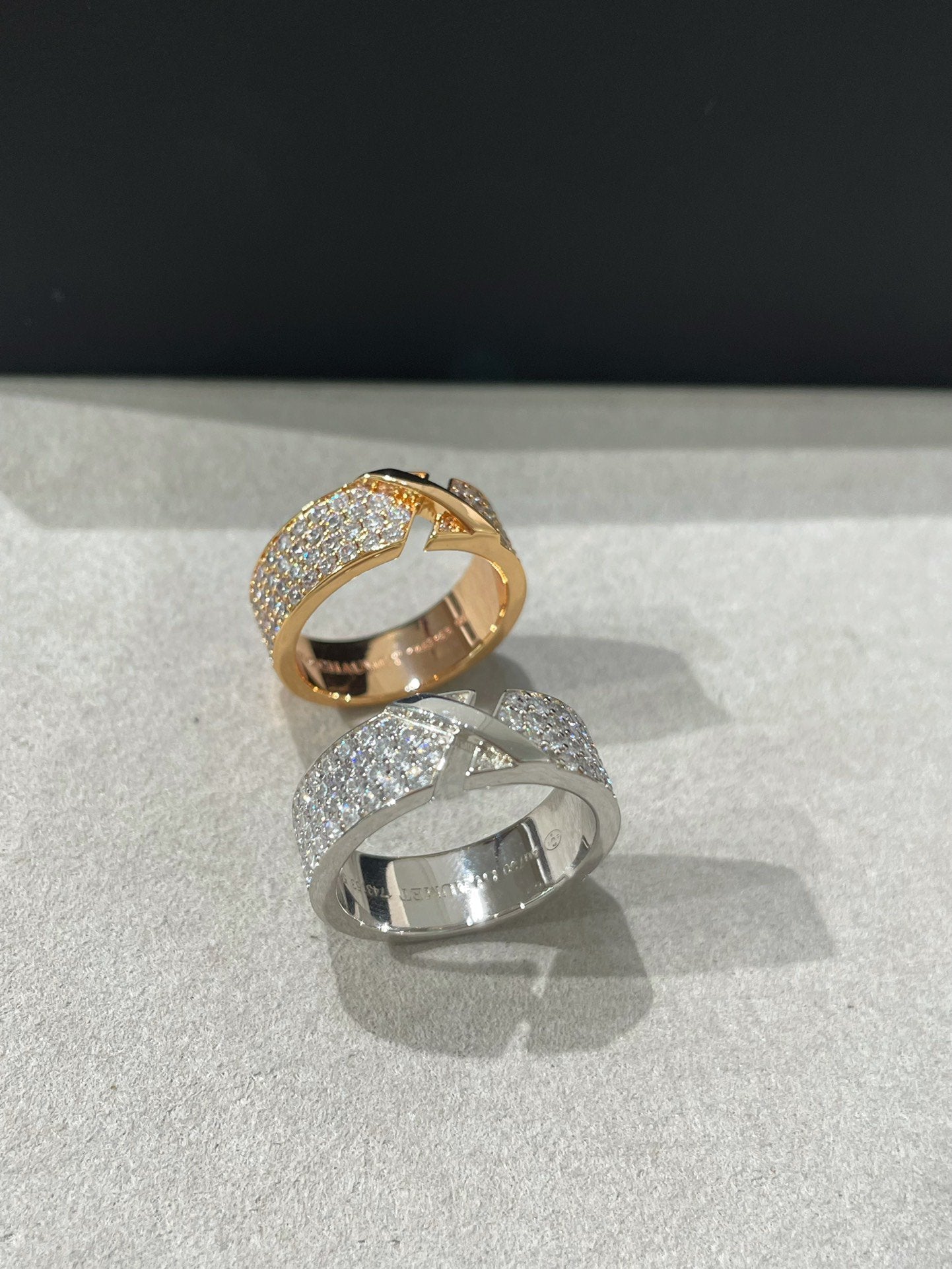 [Everoly JW] LIENS EVIDENCE DIAMANT-RING