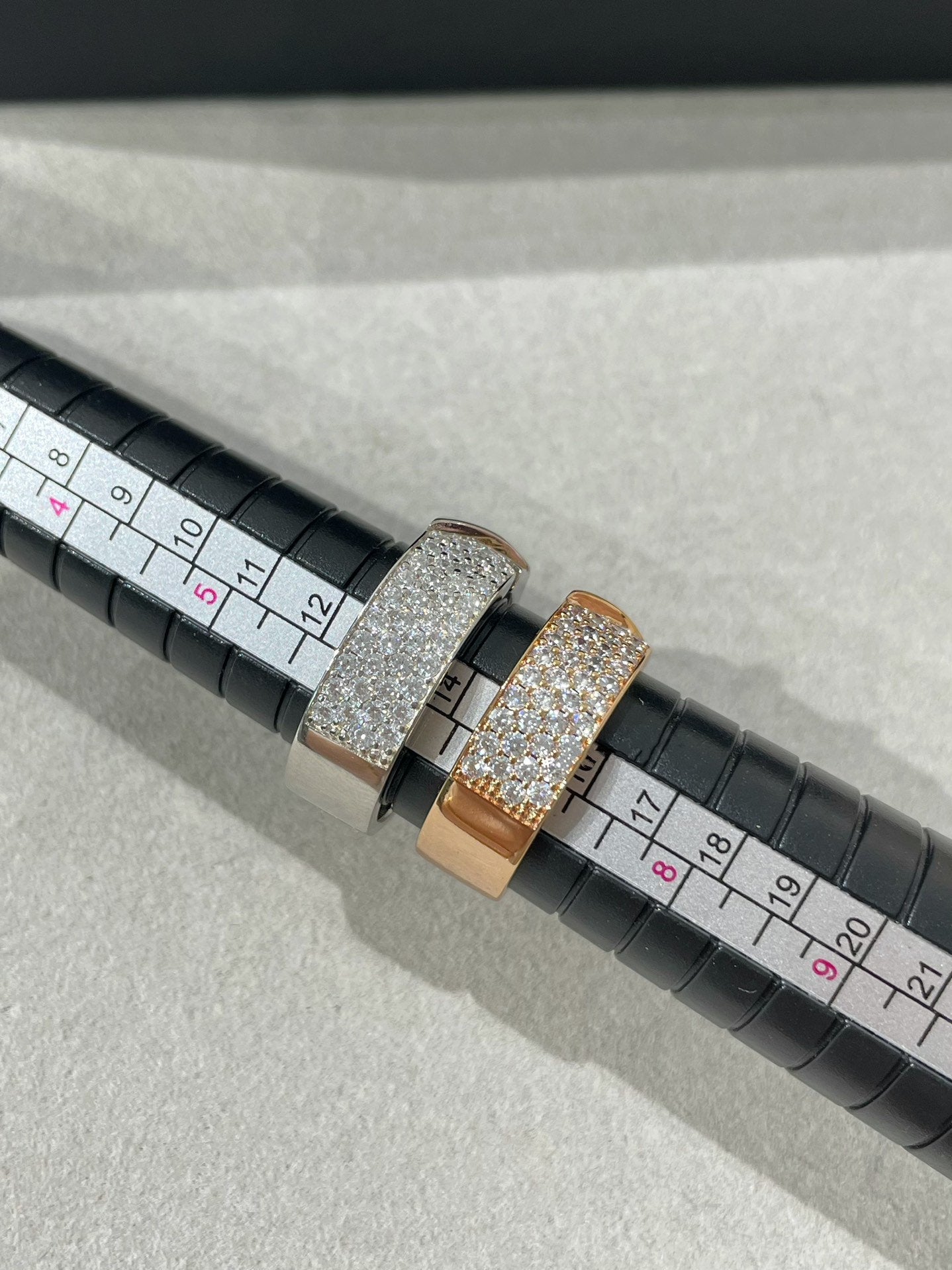 [Everoly JW] LIENS EVIDENCE DIAMANT-RING