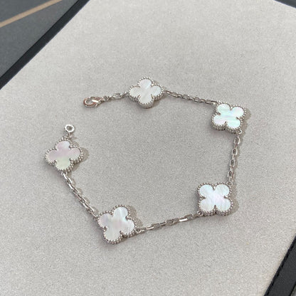 [Everoly JW] CLOVER WHITE PEARL MOP 5 MOTIF BRACELET COLLECTION