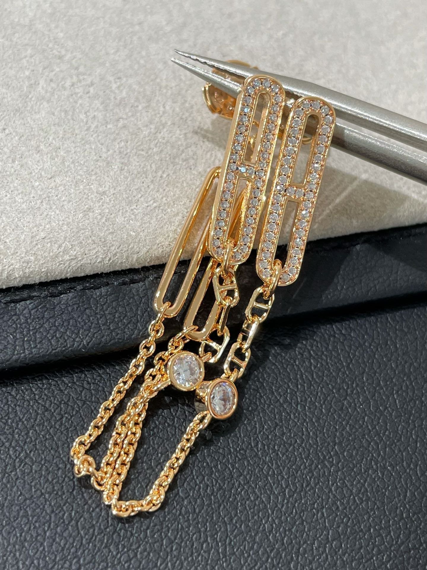 [Everoly JW]CHAINE CHAOS DIAMOND DROP EARRINGS