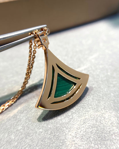 [OLIVIA]DREAM MALACHITE DIAMOND PAVED PINK GOLD NECKLACE