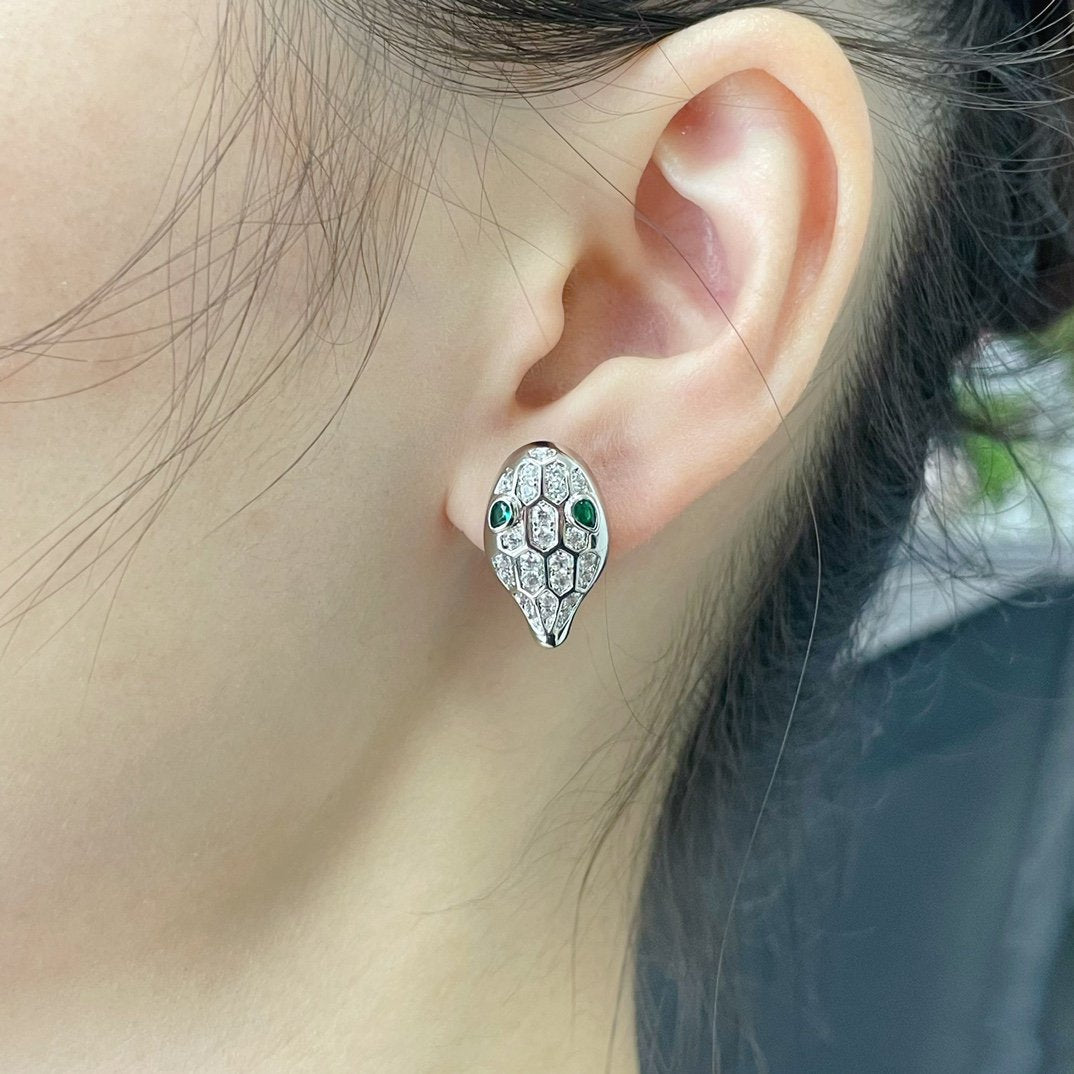 [OLIVIA]SERPENT DIAMOND STUD EARRINGS
