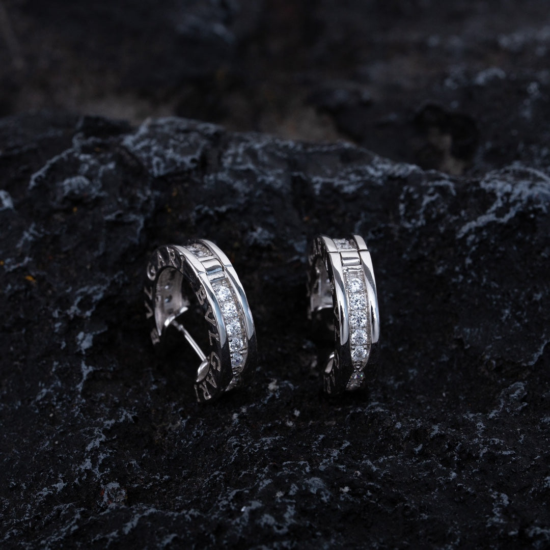 [OLIVIA]ZERO 1 MINI SILVER DIAMOND EARRINGS