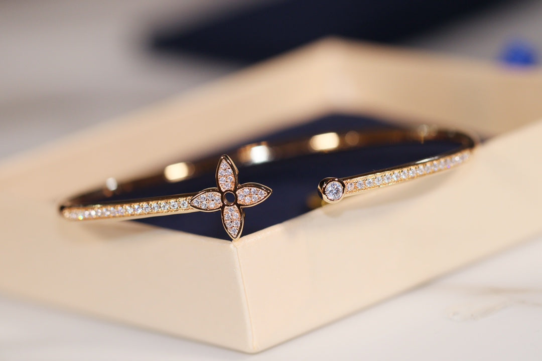 [Olivia JW]IDYLLE GOLD OPEN BRACELET DIAMOND PAVED
