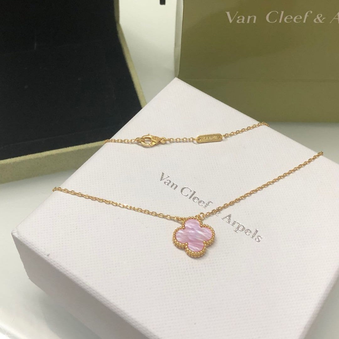 [Everoly JW]CLOVER 15MM PINK MOTHER-OF-PEARL SINGLE FLOWER NECKLACE