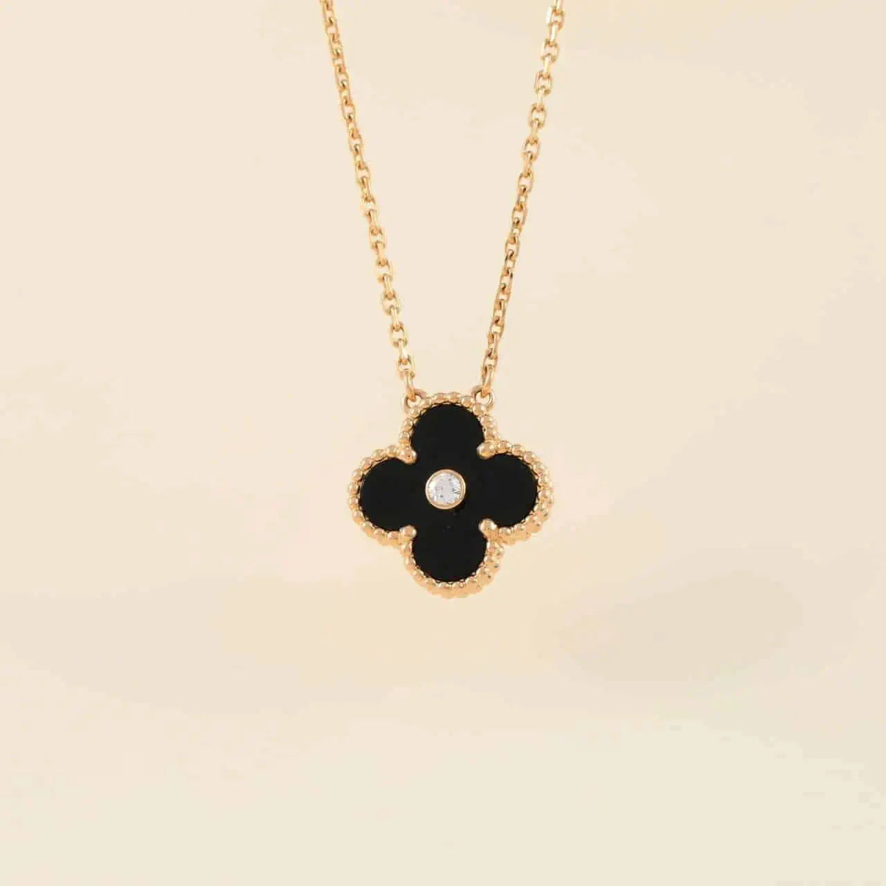 [Olivia JW]CLOVER 15MM DIAMOND ONYX NECKLACE