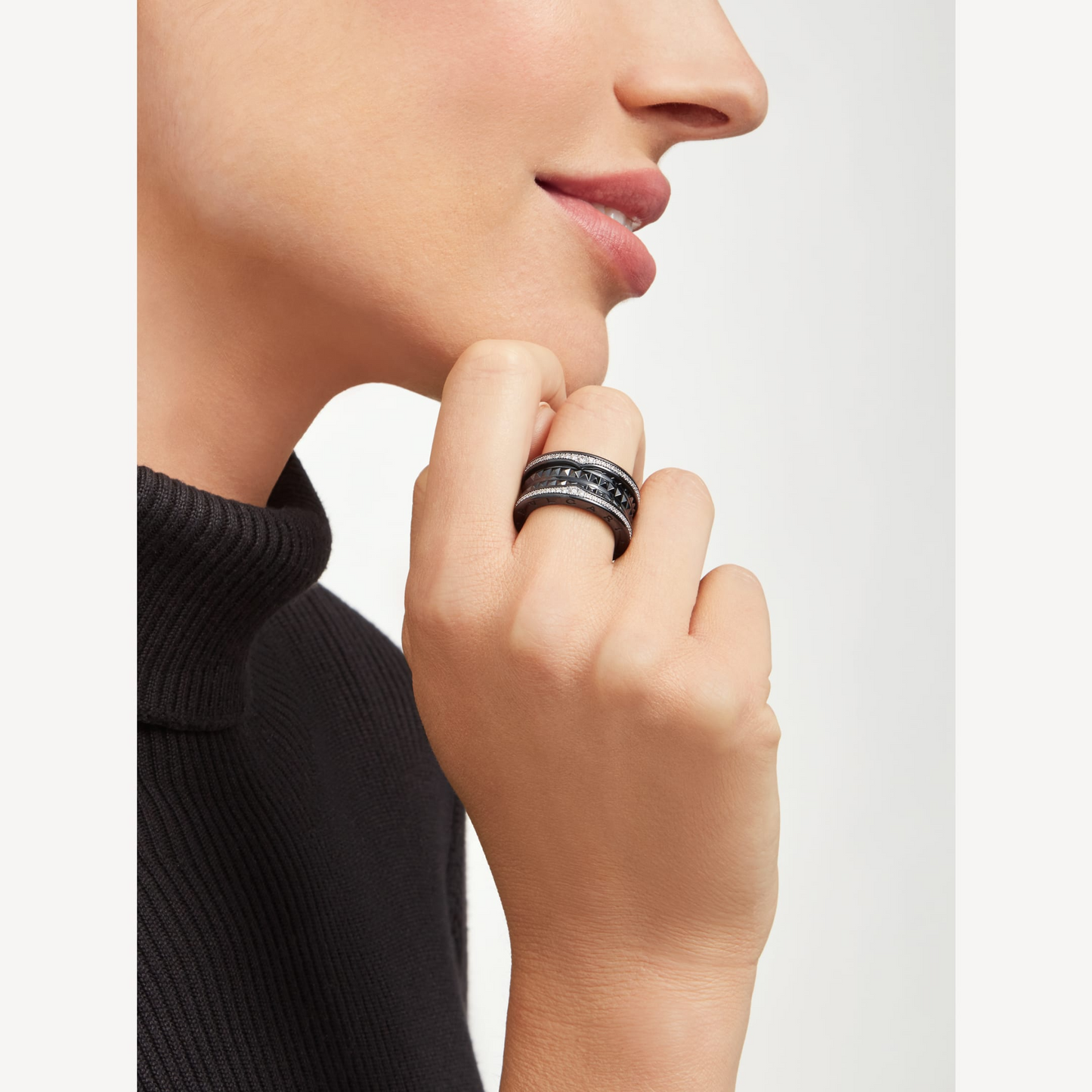 [OLIVIA]ZERO 1 ROCK FOUR-BAND BLACK CERAMIC WITH STUDDED SPIRAL AND PAVED DIAMONDS RING