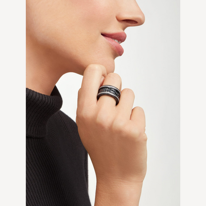 [OLIVIA]ZERO 1 ROCK FOUR-BAND BLACK CERAMIC WITH STUDDED SPIRAL AND PAVED DIAMONDS RING
