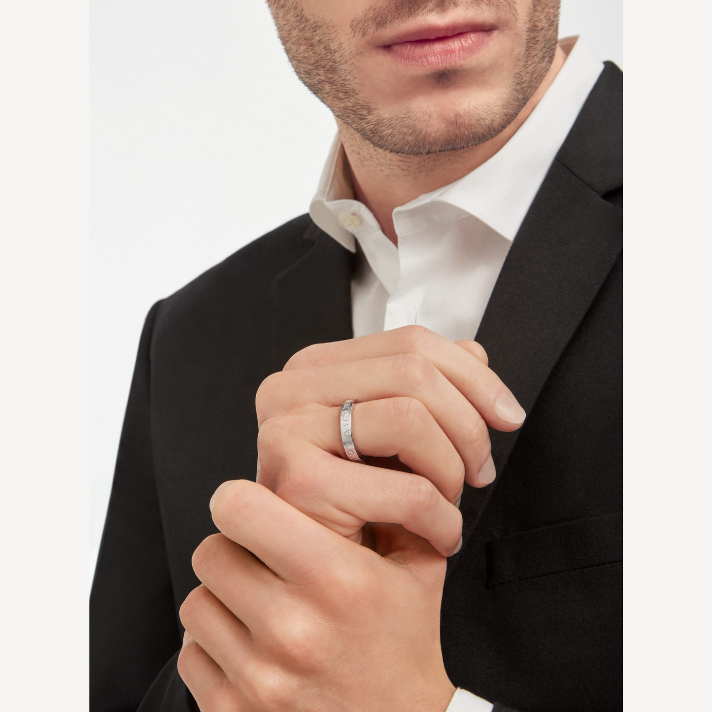 [OLIVIA]ZERO 1 ESSENTIAL WITH A DIAMOD RING