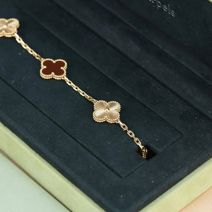 [Everoly JW]  CLOVER 5 MOTIF RED CORNELIAN BRACELET COLLECTION