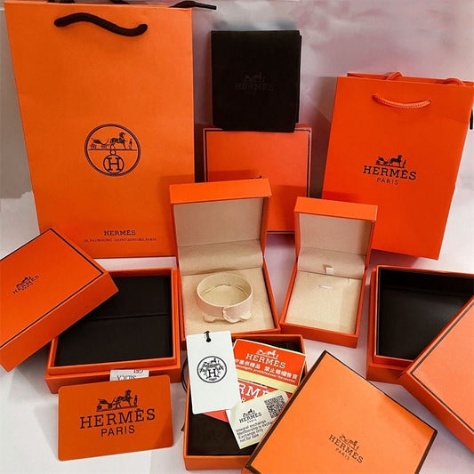 [Everoly JW]HM BRACELET NECKLACE RING BOX GIFT BAG