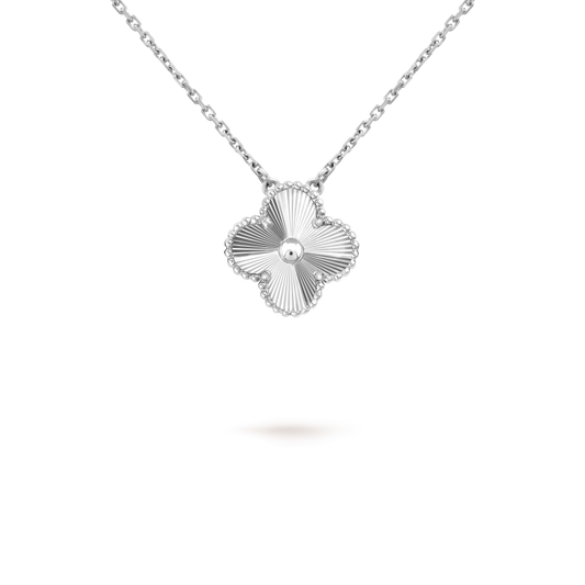 [Olivia JW]CLOVER 15MM LASER NECKLACE SILVER
