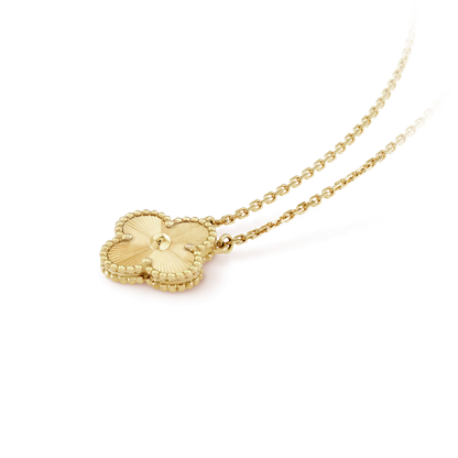 [Olivia JW]CLOVER 15MM LASER NECKLACE