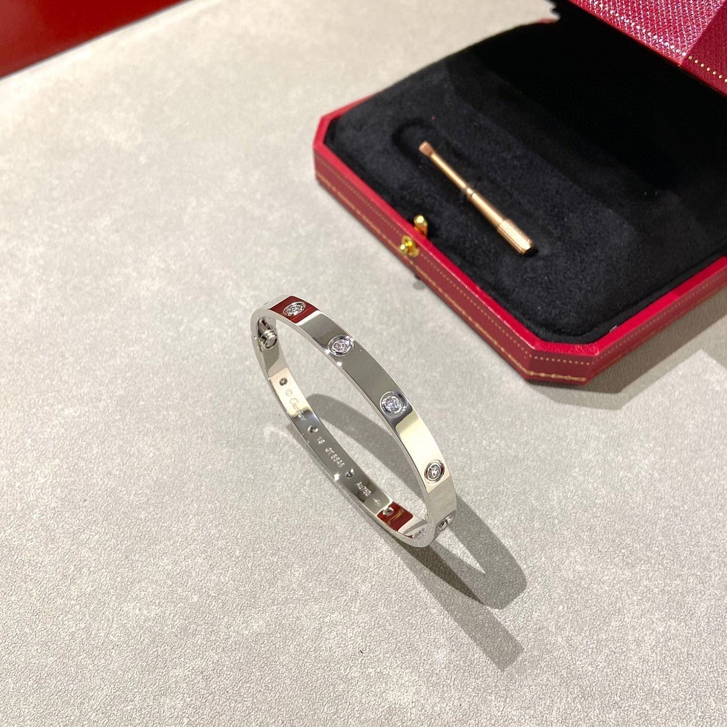 [Everoly JW] LIEBESARMBAND 6,1 MM 10 DIAMANTEN