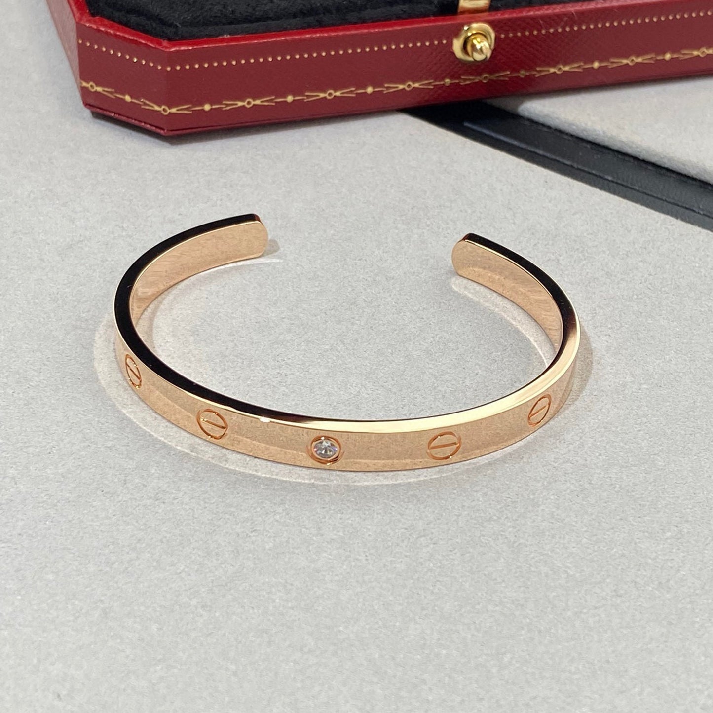 [Everoly JW] Liebesarmband, 6,1 mm, 1 Diamant, offene Manschette 
