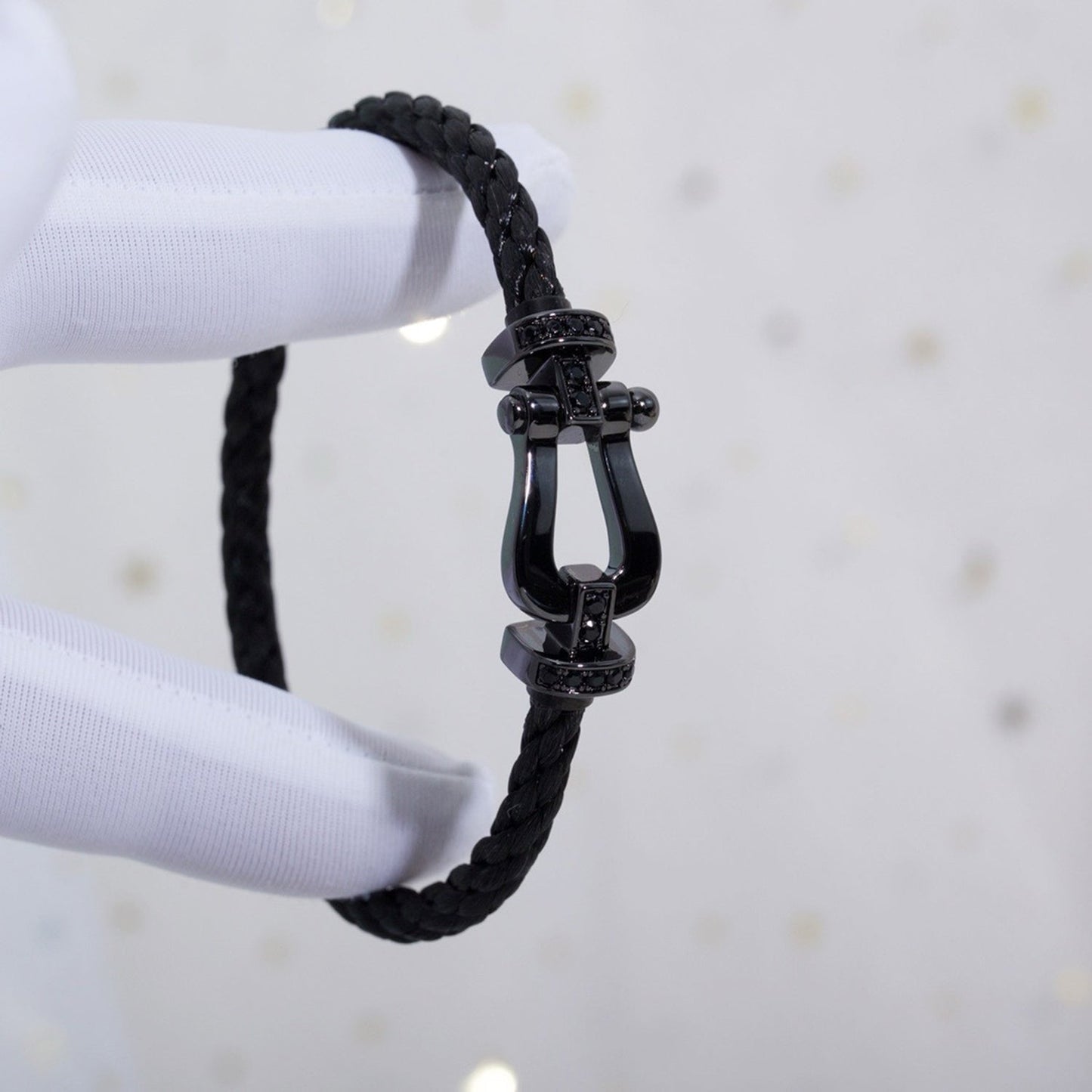 [Everoly JW]FORCE LARGE SERIES HORSESHOE BLACK SAMURAI BRACELET