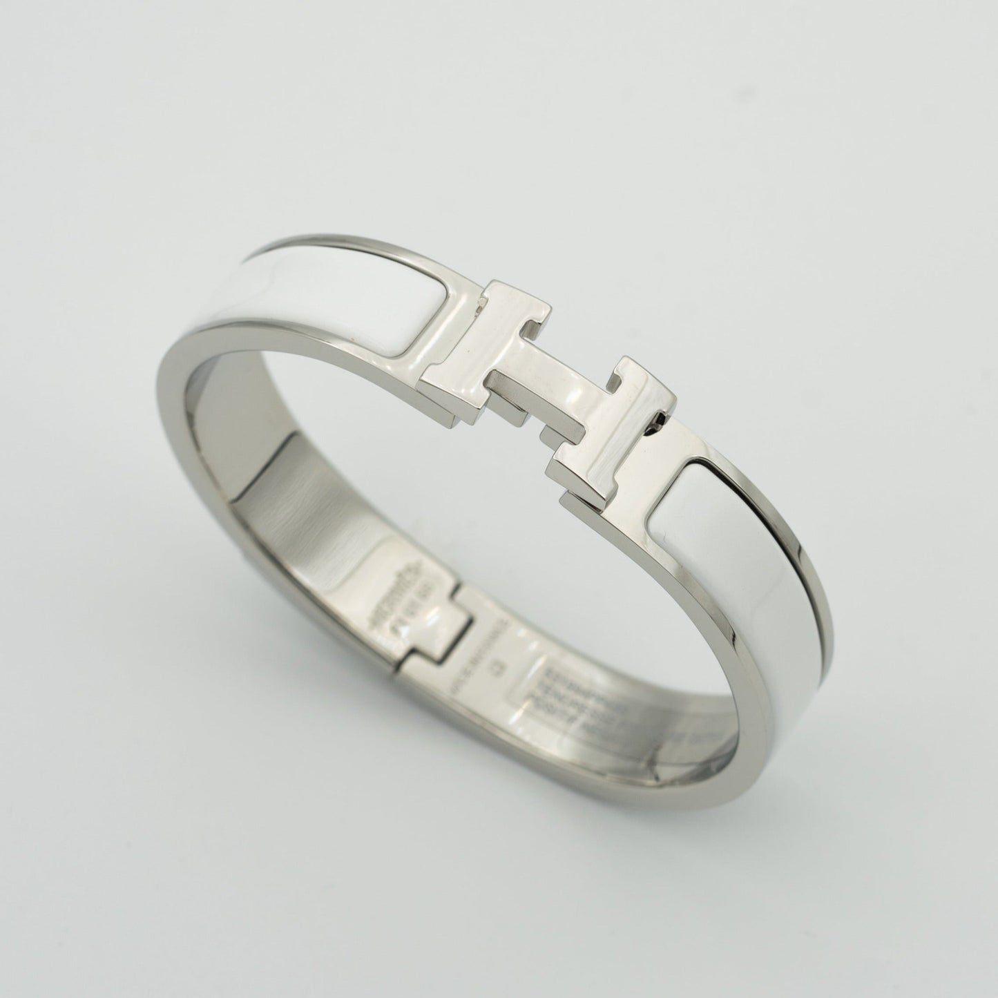 [Everoly JW]H WHITE BRACELET