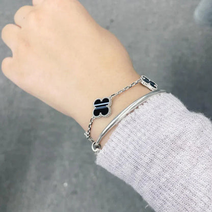 [Everoly JW]  CLOVER 5 MOTIF PULSAR STONE BRACELET COLLECTION