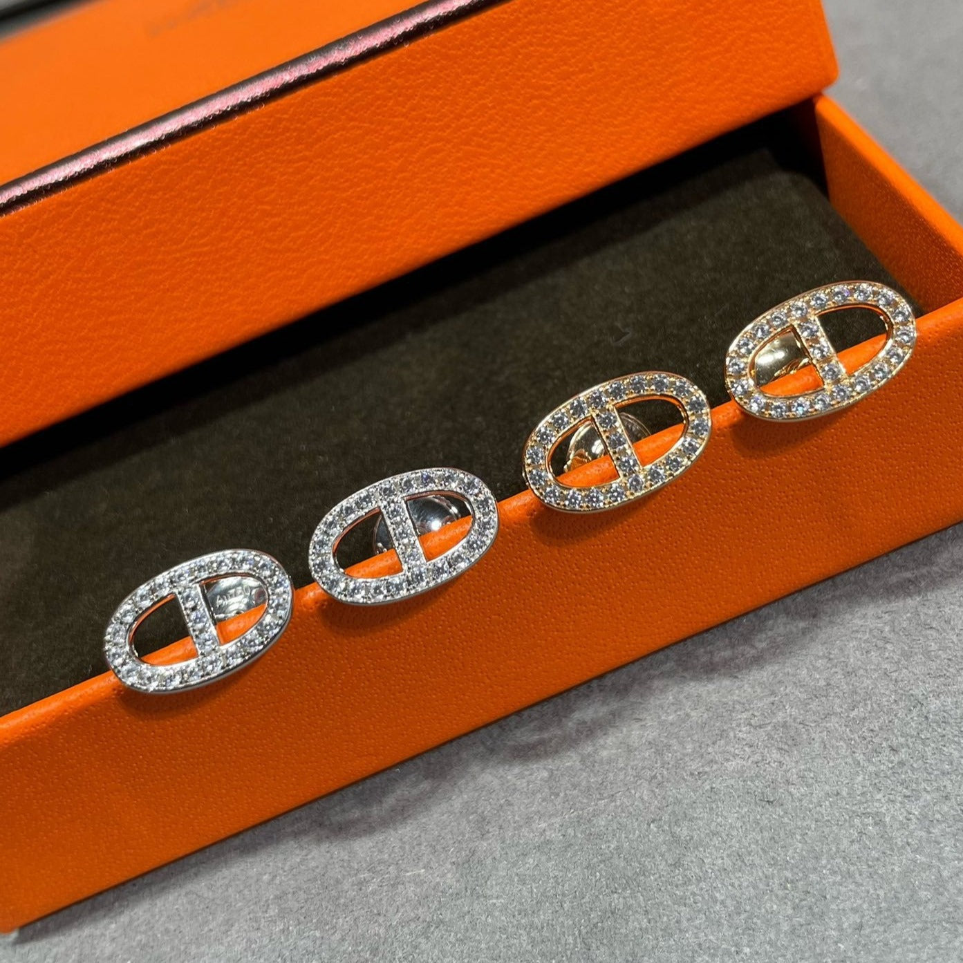 [Everoly JW]HM VOLLER DIAMANT SCHWEINENASEN-OHRSTECKER