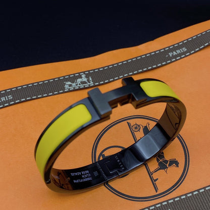 [Olivia JW]CLIC HM SO BLACK YELLOW BRACELET