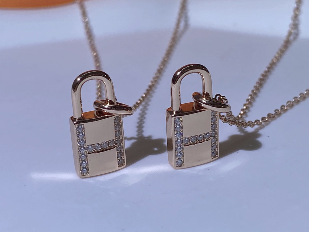[Everoly JW]HM ADVANCED NICHE LOCK HEAD HALSKETTE DIAMANTEN