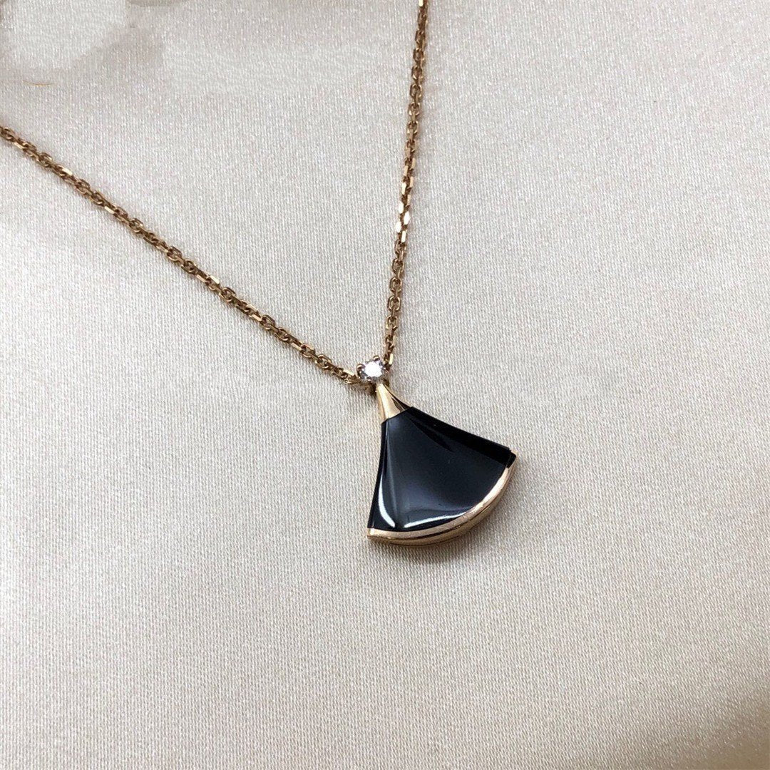 [OLIVIA]DREAM NECKLACE ONYX 1 DIAMOND