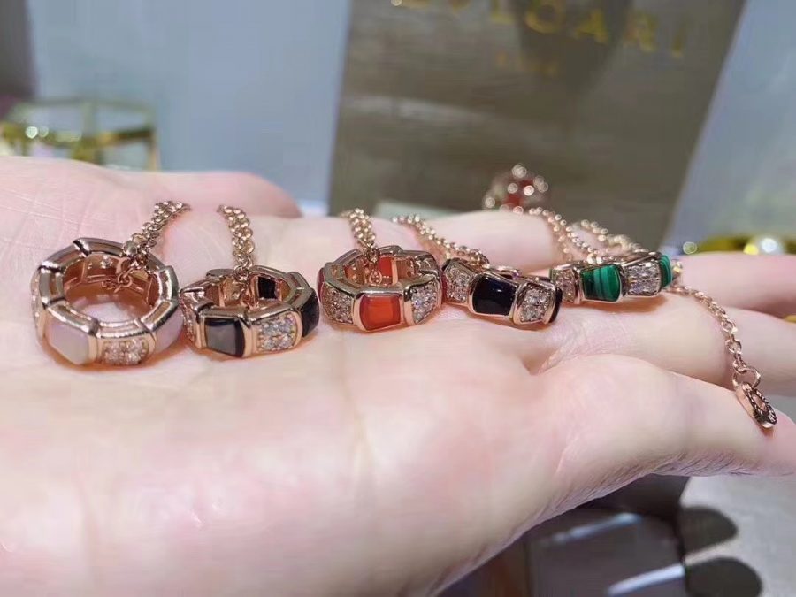 [OLIVIA]SERPENTI PEDANT DIAMOND NECKLACE