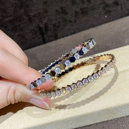 [Everoly JW] BEE LOVE GOLDARMBAND MIT VOLLEN DIAMANTEN 
