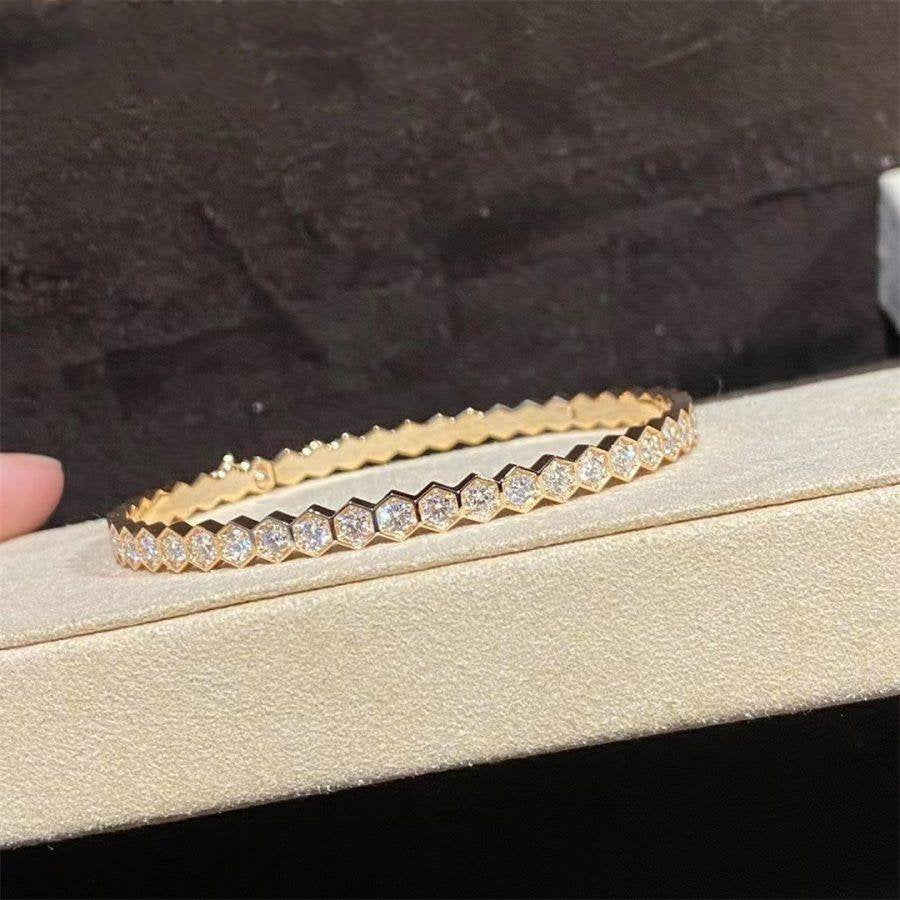 [Everoly JW] BEE LOVE GOLDARMBAND MIT VOLLEN DIAMANTEN 